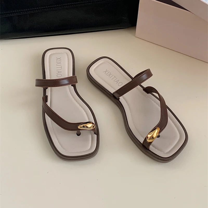 XIXITIAO Women Outdoor Soft-Soled Flip-Flops Versatile Solid Color Beach Sandals French Minimalist Style Flat Square Toe Sandals