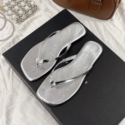 New Spring/Summer/Women PU Slippers Beach Sandals Outdoor Wild Fashion Ladies Square Head Flip Flops